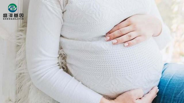 廣東男子做親子鑒定，竟發現自家雙胞胎有一個不是自己的？！