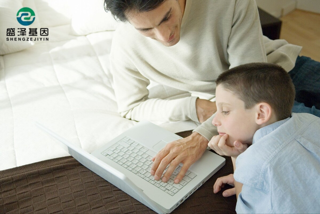 領養孩子親子鑒定卻和妻子存在血緣關系？這背后有什么秘密？