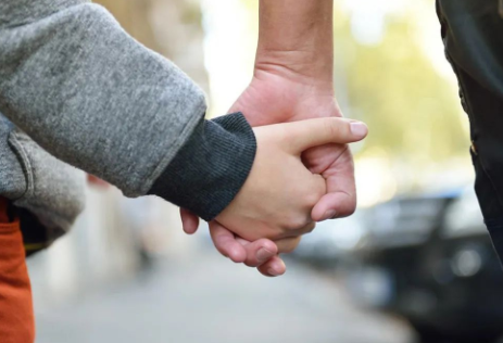 丈夫申請親子鑒定,過錯方支付撫養費 丈夫申請親子鑒定,過錯方支付撫養費