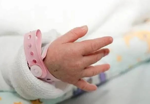 丈夫親子鑒定孩子父母成婚姻必備，真的是女性“不安分”？