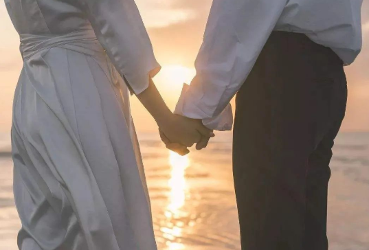 對隱私親子鑒定承擔(dān)法律責(zé)任，不讓親子鑒定成“傷害婚姻鑒定”